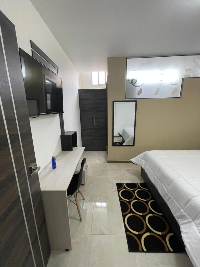 Sara Hotel Ibarra Esterno foto